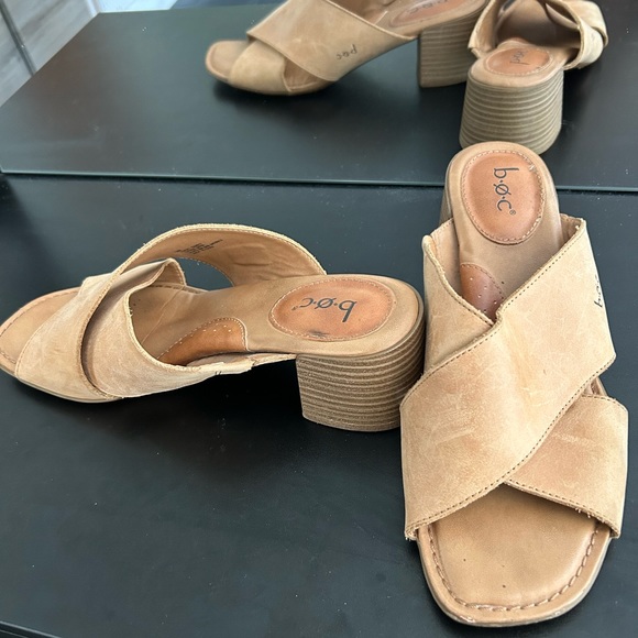 BOC sandals slip on 9 tan - Picture 2 of 3